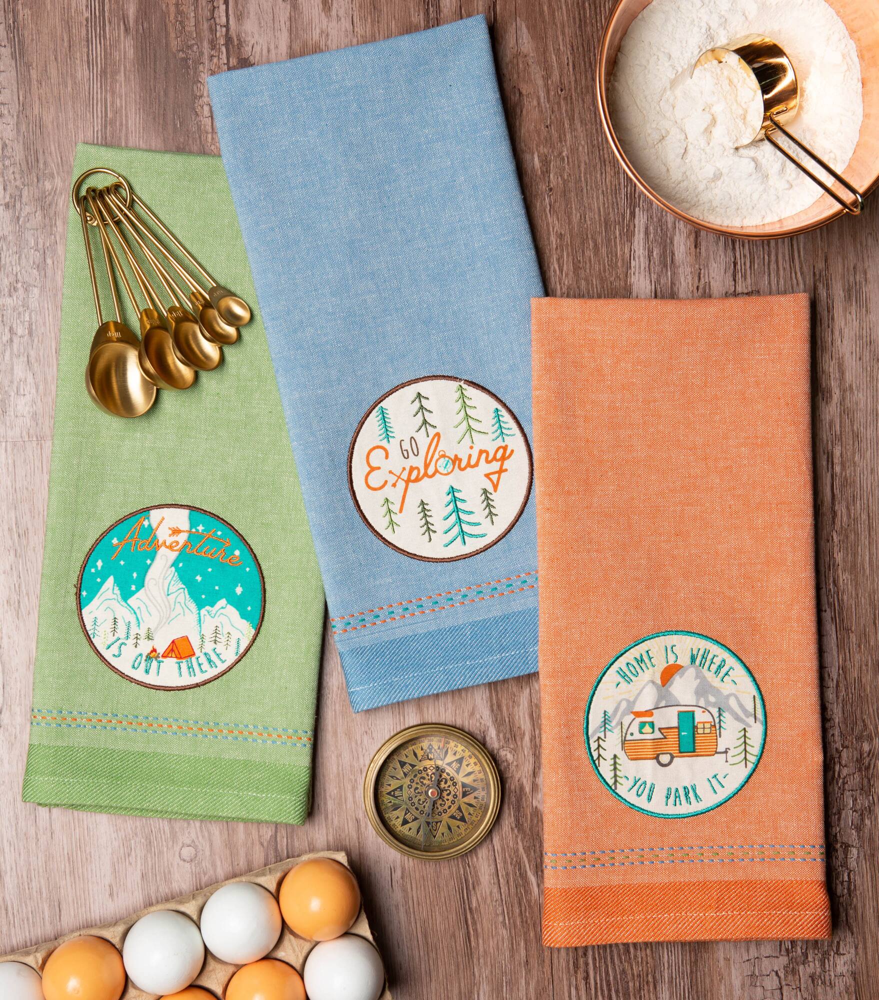 DII® Go Exploring Dish Towel Set